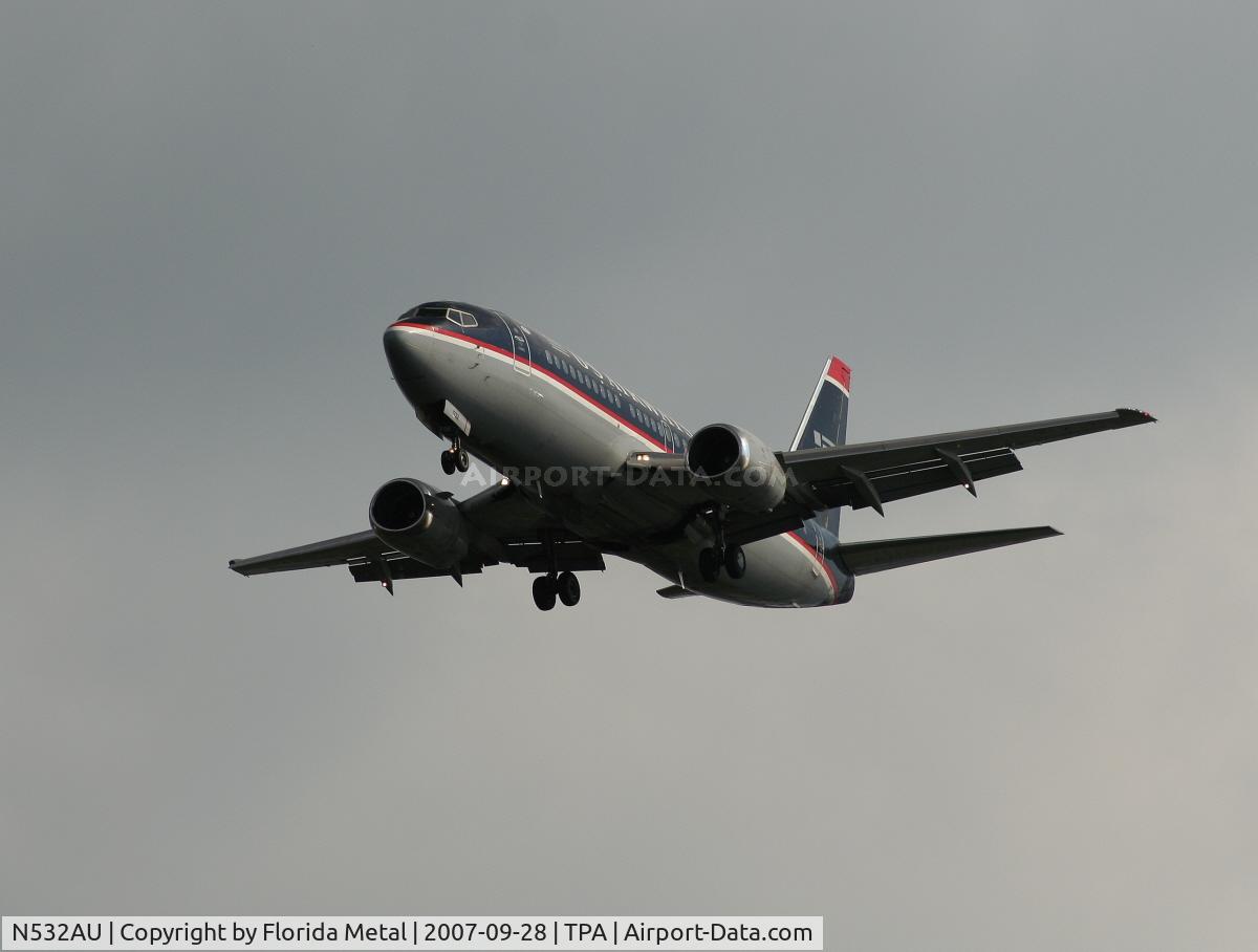 N532AU, 1989 Boeing 737-3B7 C/N 24479, US