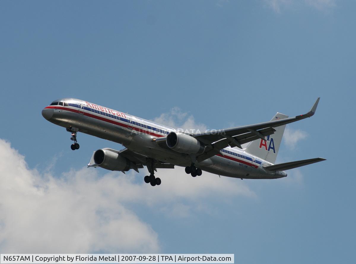 N657AM, 1991 Boeing 757-223 C/N 24615, American
