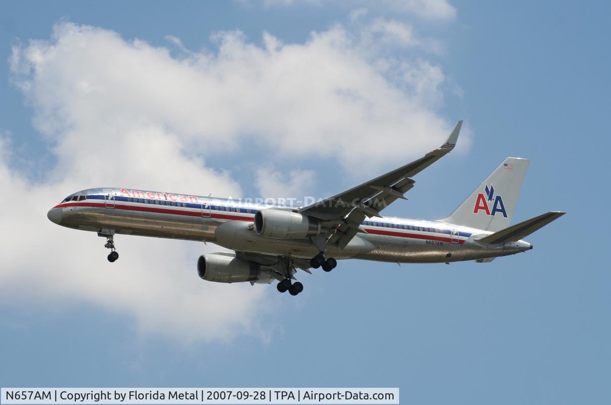 N657AM, 1991 Boeing 757-223 C/N 24615, American
