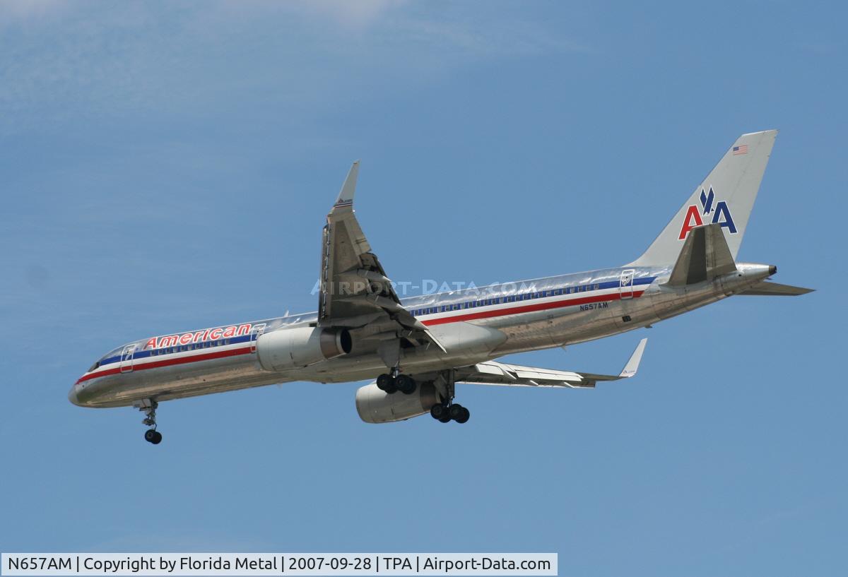 N657AM, 1991 Boeing 757-223 C/N 24615, American