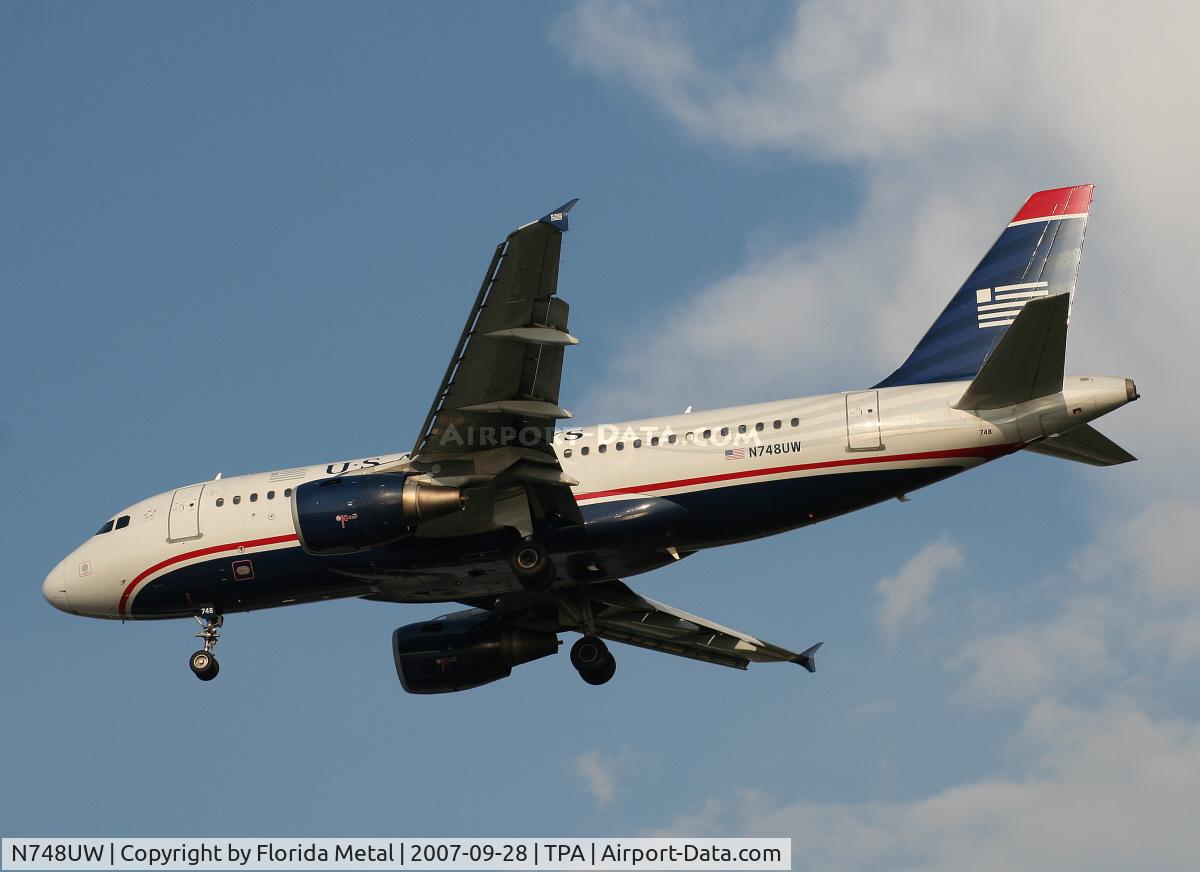 N748UW, 2000 Airbus A319-112 C/N 1311, US