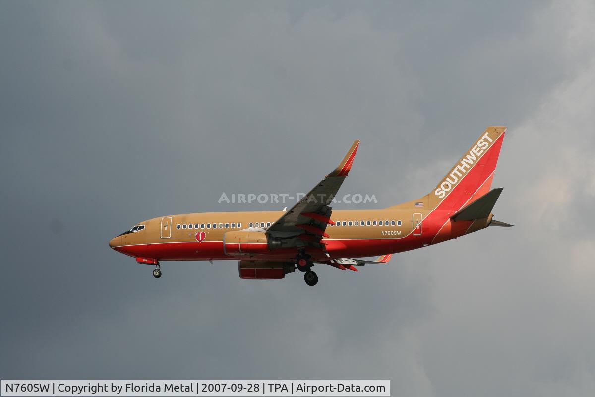 N760SW, 2000 Boeing 737-7H4 C/N 27874, Southwest