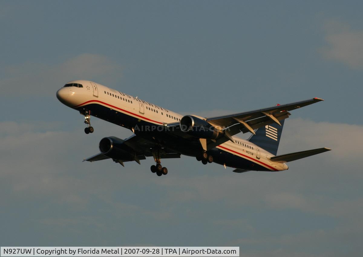 N927UW, 1993 Boeing 757-2B7 C/N 27123, US