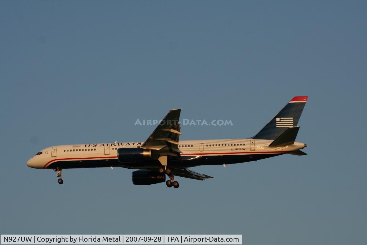 N927UW, 1993 Boeing 757-2B7 C/N 27123, US