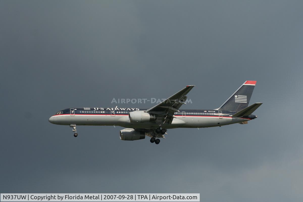 N937UW, 1994 Boeing 757-2B7 C/N 27245, US