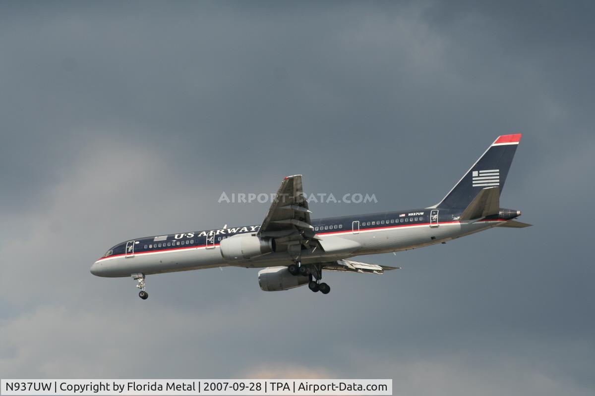 N937UW, 1994 Boeing 757-2B7 C/N 27245, US