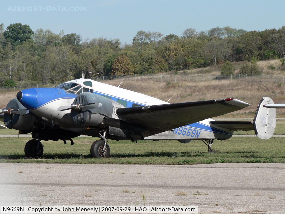 N9669N, 1958 Beech E18S-9700 C/N BA-382, This was once based at MWO