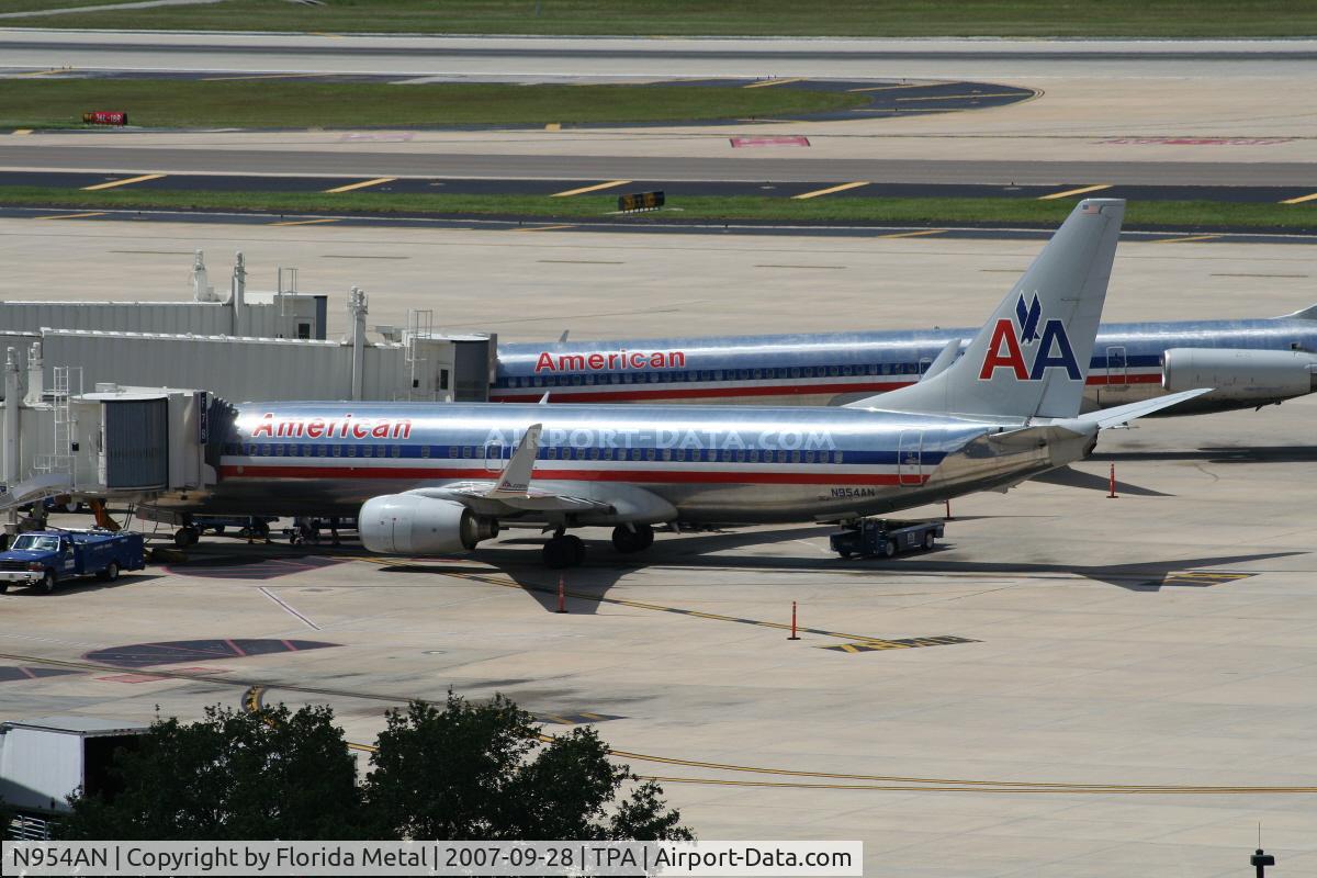 N954AN, 2001 Boeing 737-823 C/N 30089, American
