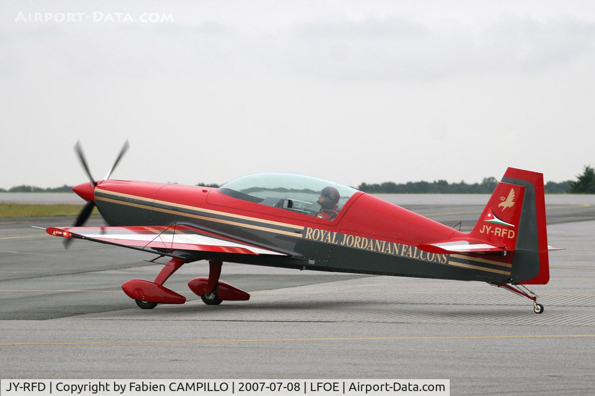 JY-RFD, Extra EA-300 C/N 1242, Extra 300L