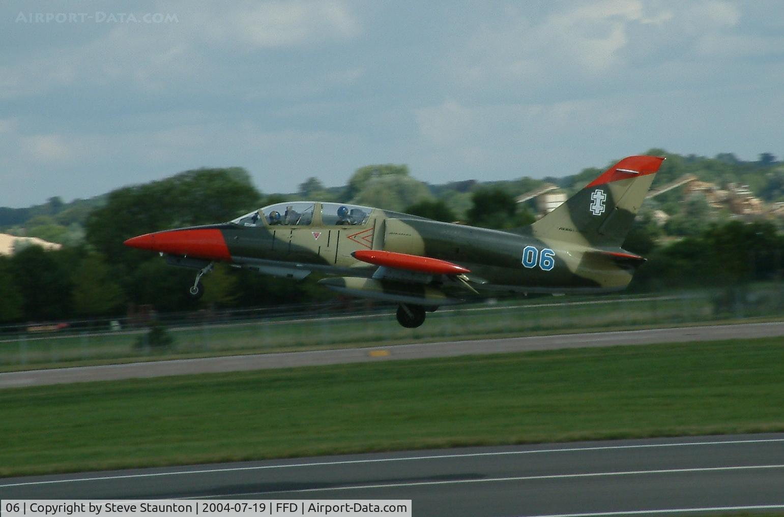 06, Aero L-39 Albatros C/N 395403, Royal International Air Tattoo 2004