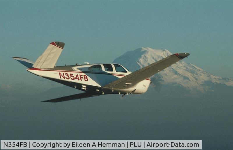 N354FB, 1962 Beech P35 Bonanza C/N D-6961, Mt Rainier in background