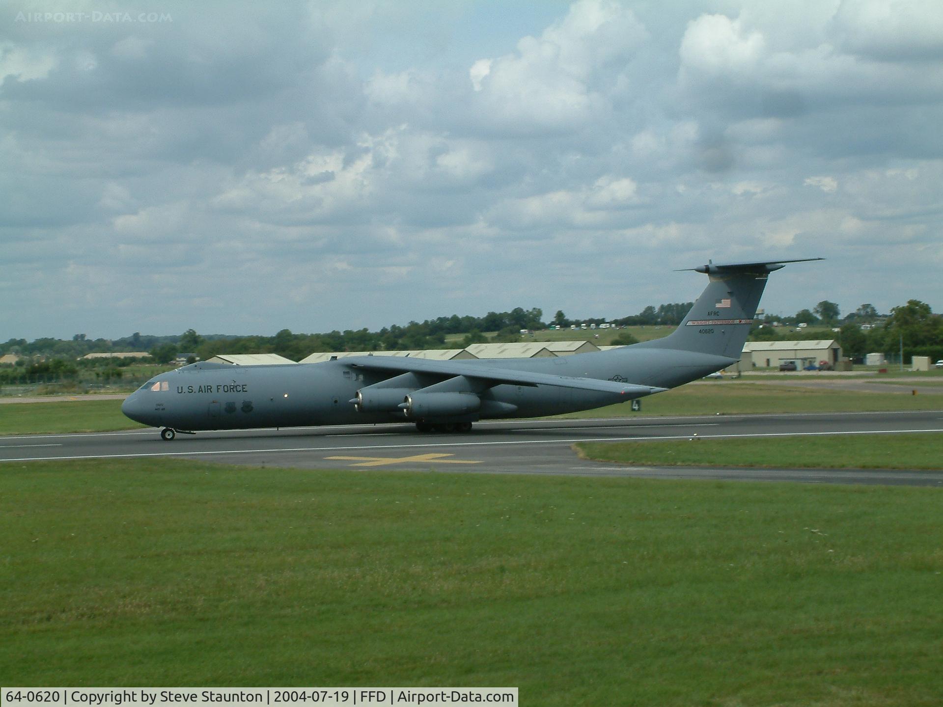 64-0620, 1964 Lockheed C-141C Starlifter C/N 300-6033, Royal International Air Tattoo 2004