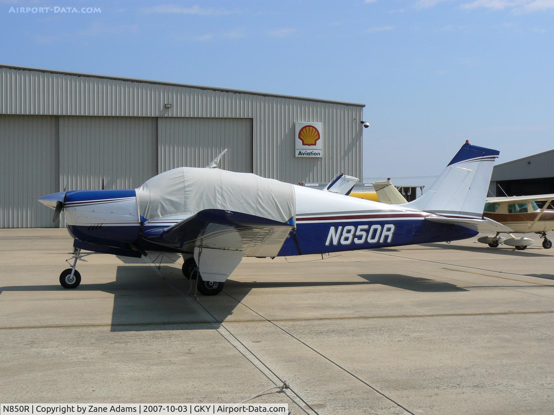 N850R, 1960 Beech 35-A33 Debonair C/N CD-277, on the ramp at Arlington Muni