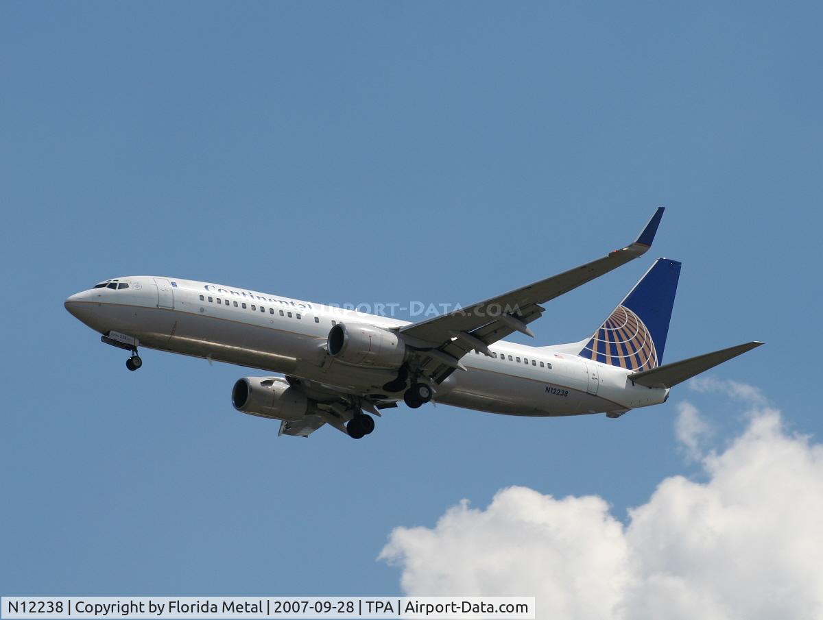 N12238, 1999 Boeing 737-824 C/N 28804, Continental