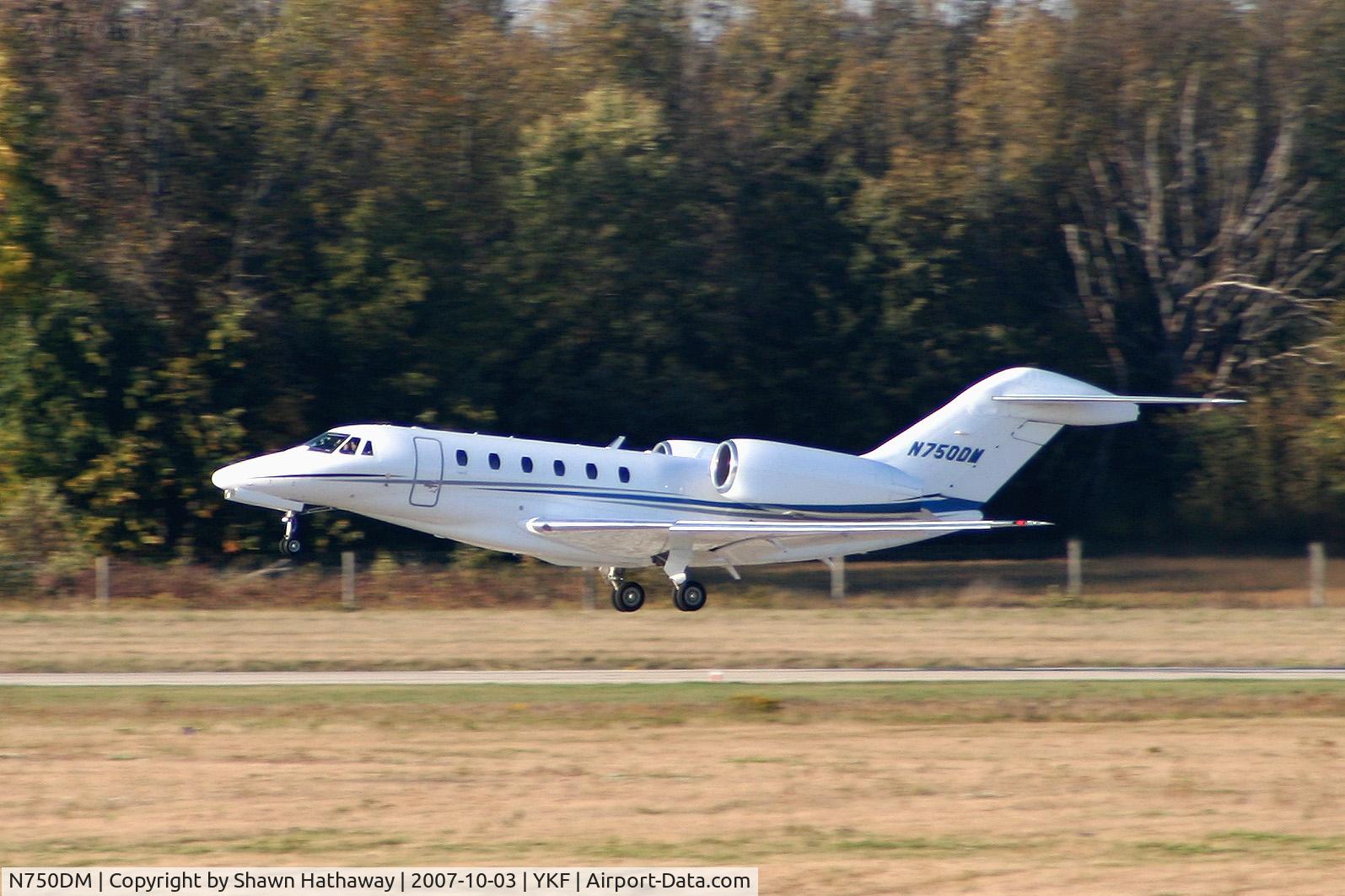 N750DM, 2001 Cessna 750 Citation X C/N 750-0146, Taking off Runway 25 at Waterloo Regional Airport Ontario Canada