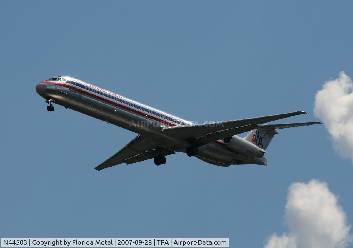 N44503, 1989 McDonnell Douglas MD-82 (DC-9-82) C/N 49797, American