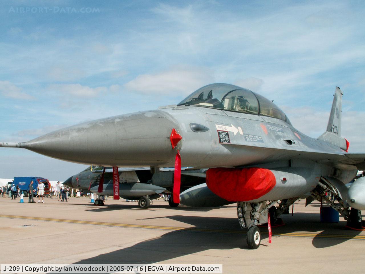 J-209, 1983 General Dynamics F-16BM Fighting Falcon C/N 6E-28, General Dynamics F-16BM/313 Sqn Netherlands AF/Fairford 2005