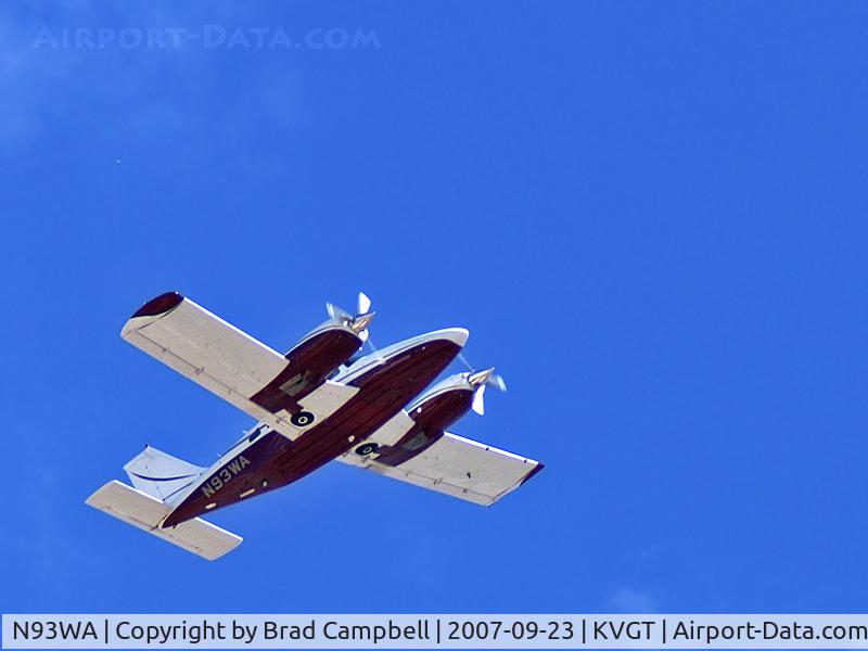 N93WA, 1977 Piper PA-34-200T C/N 34-7770390, Privately Owned - Bakersfield, California / 1977 Piper PA-34-200T
