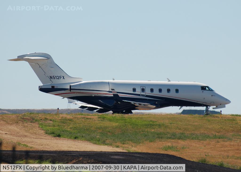 N512FX, 2004 Bombardier Challenger 300 (BD-100-1A10) C/N 20022, Taxi for takeoff