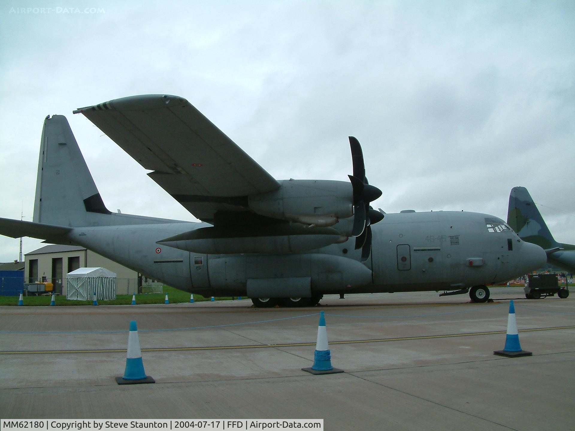 MM62180, Lockheed Martin C-130J Super Hercules C/N 382-5505, Royal International Air Tattoo 2004