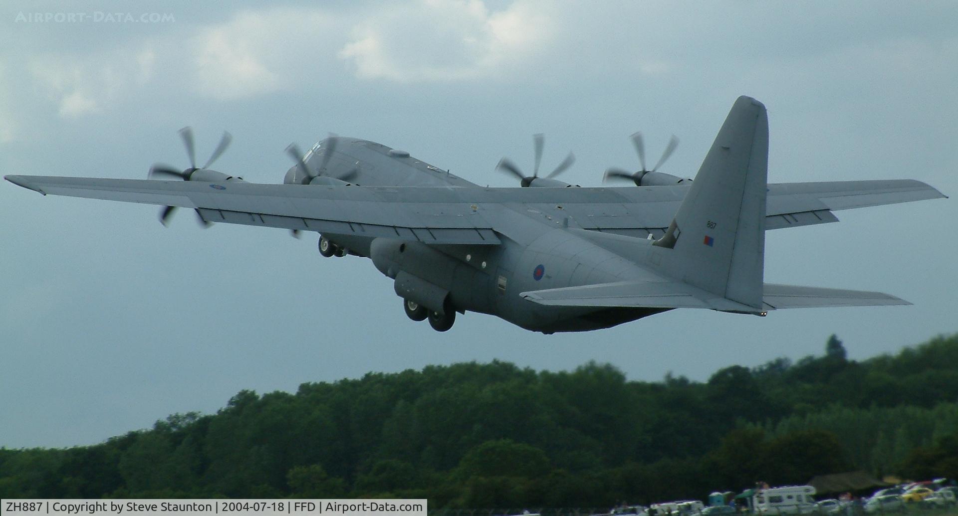 ZH887, 1999 Lockheed Martin C-130J Hercules C.5 C/N 382-5485, Royal International Air Tattoo 2004