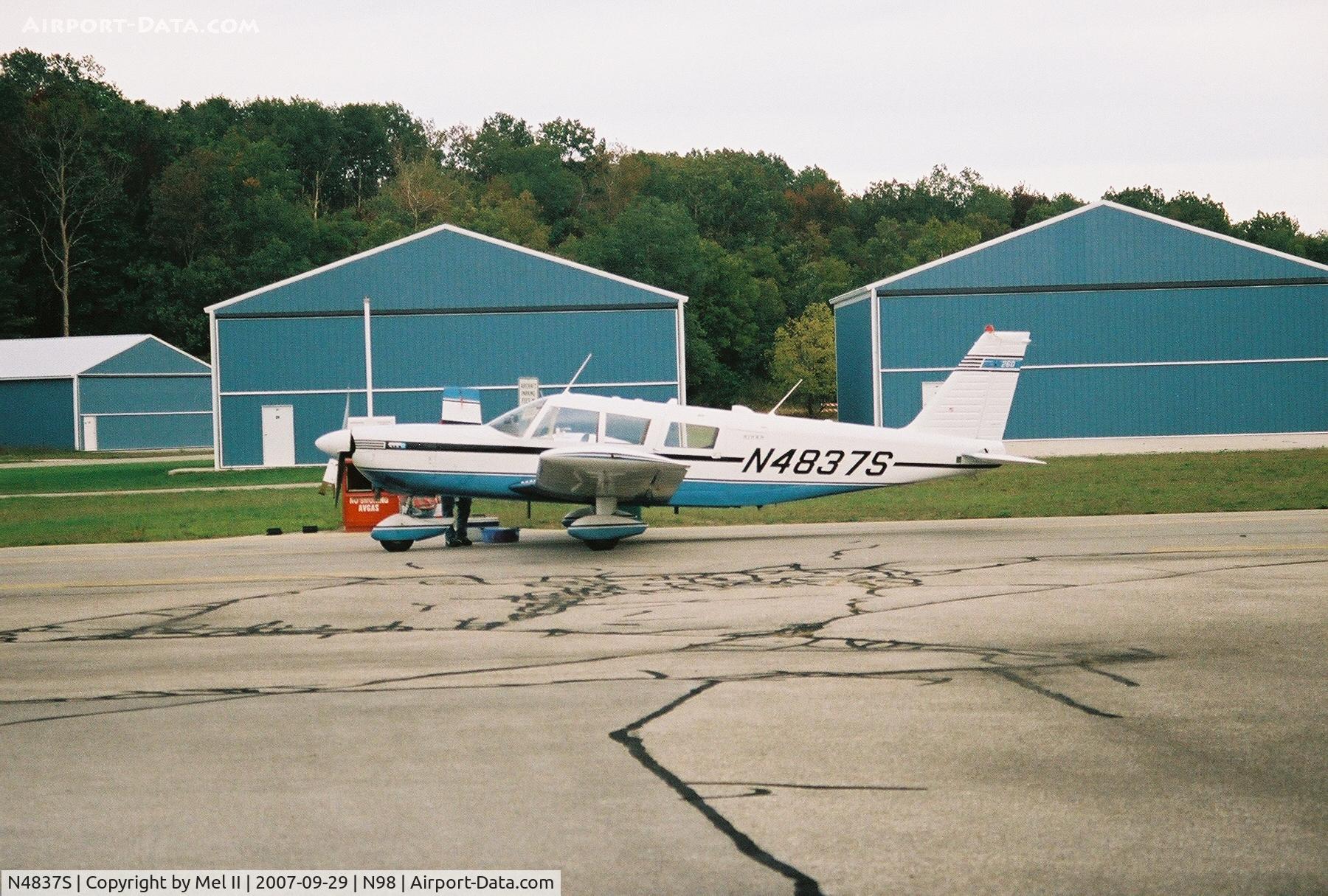N4837S, 1969 Piper PA-32-260 Cherokee Six C/N 32-1266, Parked @ Boyne City Municipal Airport (N98)