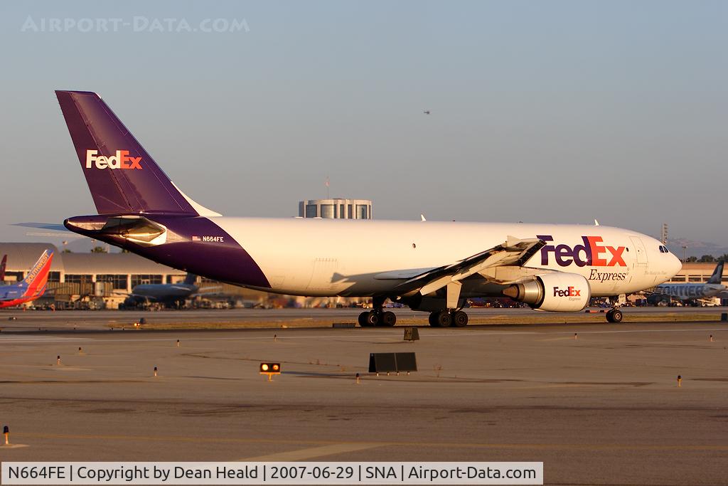 N664FE, 1996 Airbus A300F4-605R C/N 768, FedEx N664FE (FLT FDX1258) starting departure roll on RWY 19R enroute to Memphis Int'l (KMEM).