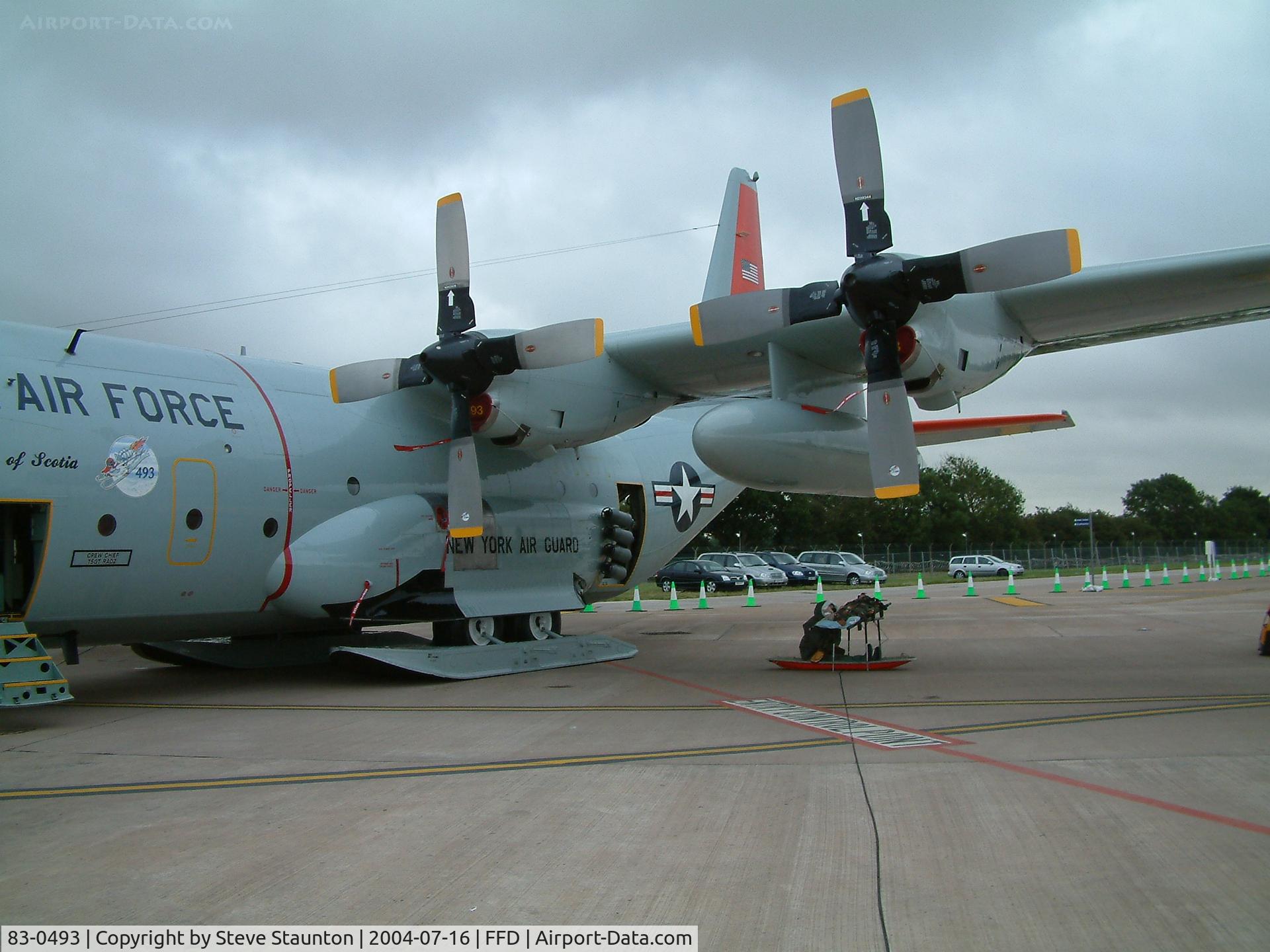 83-0493, 1983 Lockheed LC-130H Hercules C/N 382-5016, Royal International Air Tattoo 2004