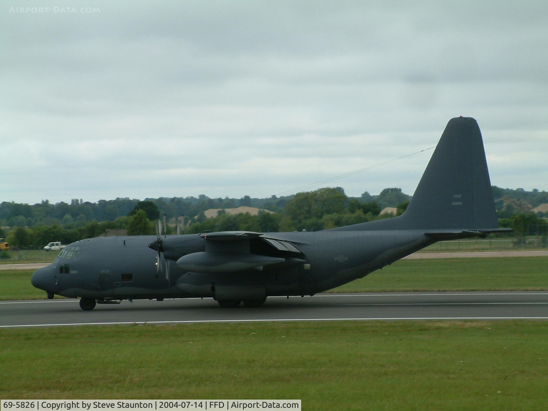 69-5826, 1969 Lockheed MC-130P Combat Shadow C/N 382-4375, Royal International Air Tattoo 2004