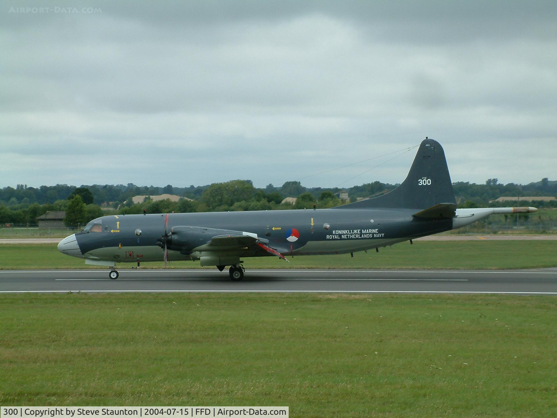 300, 1981 Lockheed P-3C-II-5 Orion C/N 285E-5733, Royal International Air Tattoo 2004