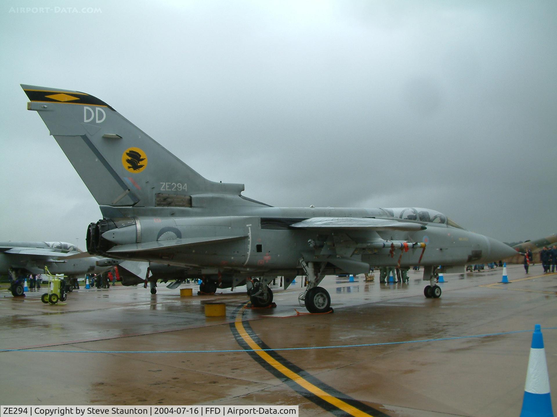 ZE294, 1987 Panavia Tornado F.3 C/N 631/AS039/3281, Royal International Air Tattoo 2004