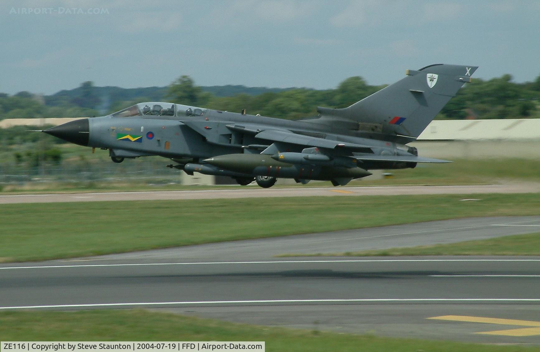 ZE116, 1986 Panavia Tornado GR.4A C/N 502/BS160/2502, Royal International Air Tattoo 2004