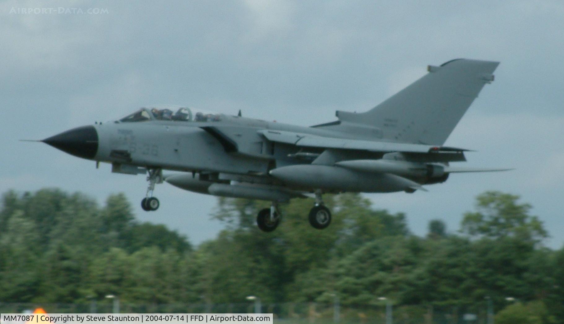 MM7087, Panavia Tornado IDS C/N 644/IS086/5098, Royal International Air Tattoo 2004