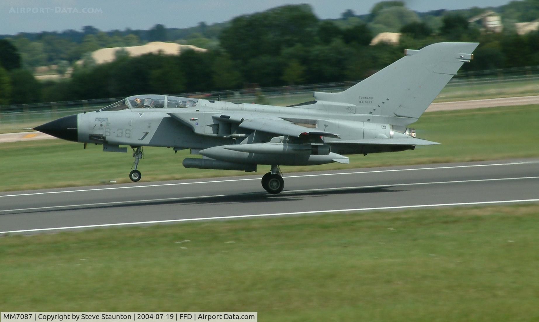 MM7087, Panavia Tornado IDS C/N 644/IS086/5098, Royal International Air Tattoo 2004