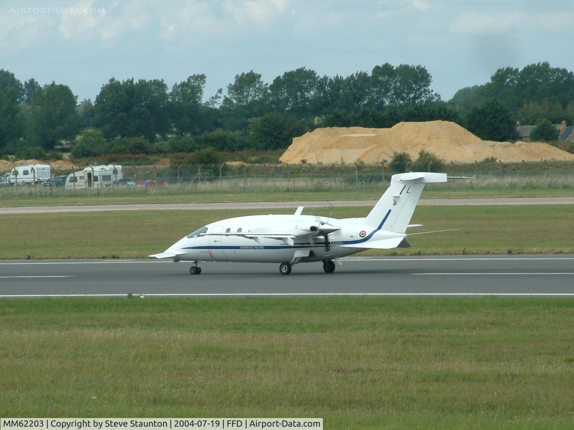 MM62203, Piaggio P-180AM Avanti C/N 1071, Royal International Air Tattoo 2004