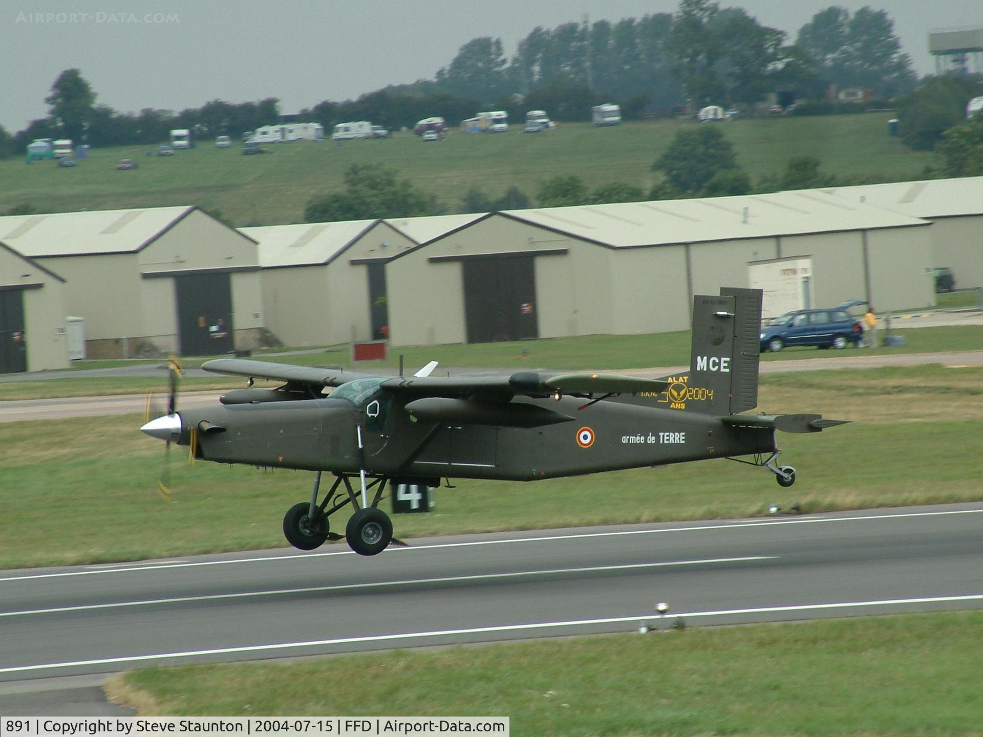 891, 1992 Pilatus PC-6/B2-H4 Turbo Porter C/N 891, Royal International Air Tattoo 2004