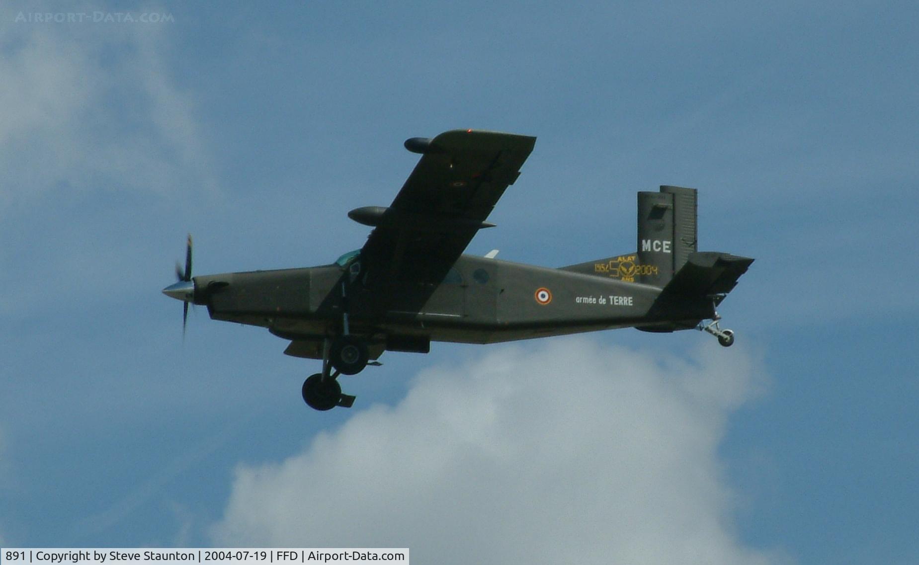 891, 1992 Pilatus PC-6/B2-H4 Turbo Porter C/N 891, Royal International Air Tattoo 2004