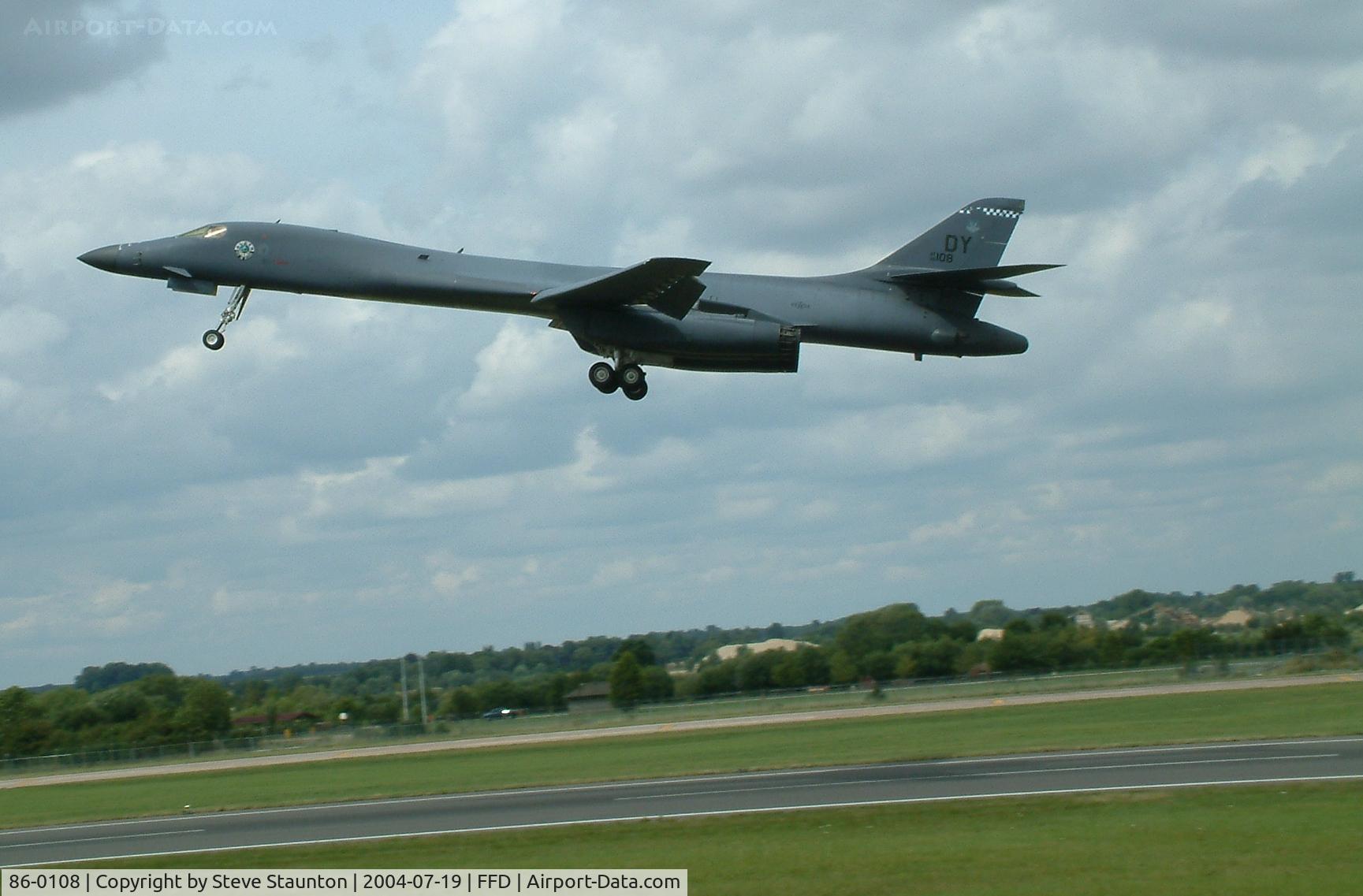 86-0108, 1986 Rockwell B-1B Lancer C/N 68, Royal International Air Tattoo 2004