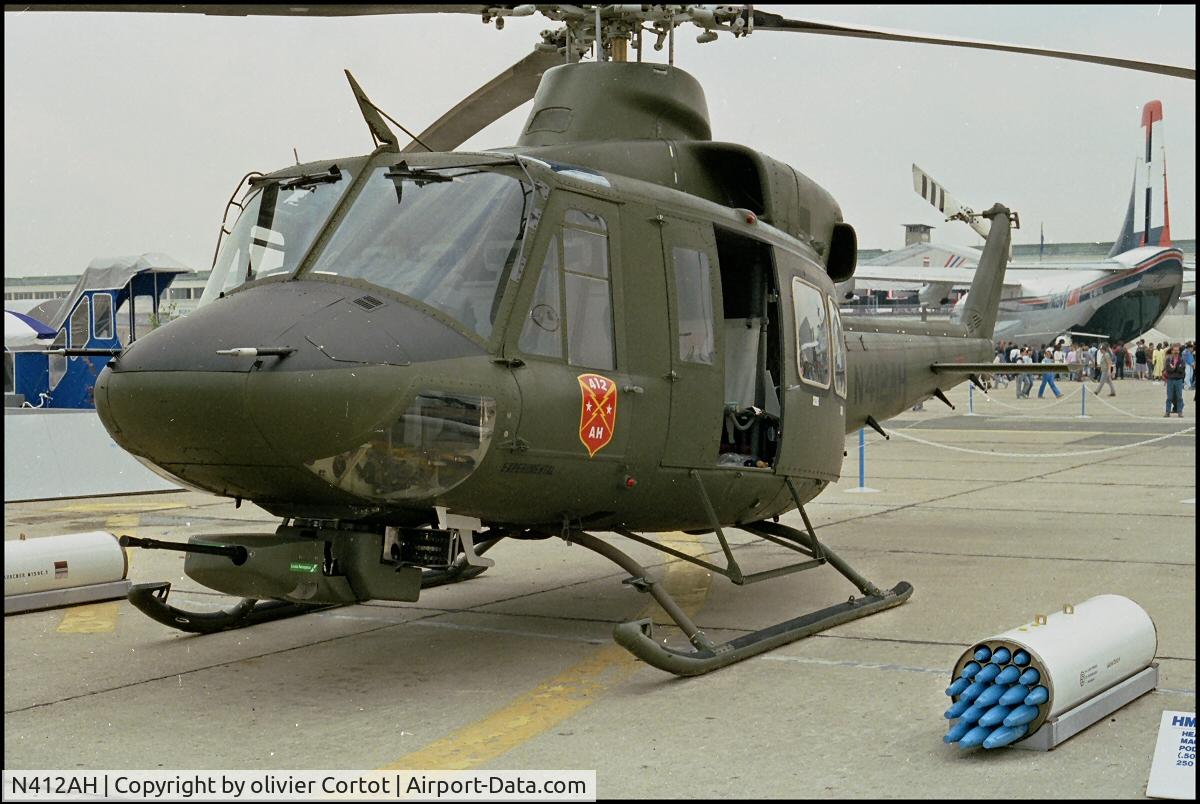 N412AH, 1981 Bell 412 C/N 33041, Old picture taken at Paris Airshow, 1987