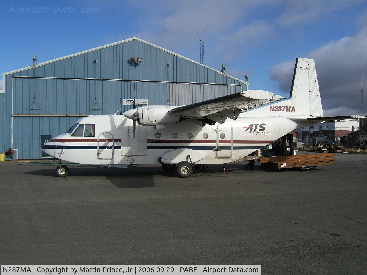 N287MA, 2007 Piper PA-46-500TP C/N 4697319, Arctic Transportation Services loading in Bethel