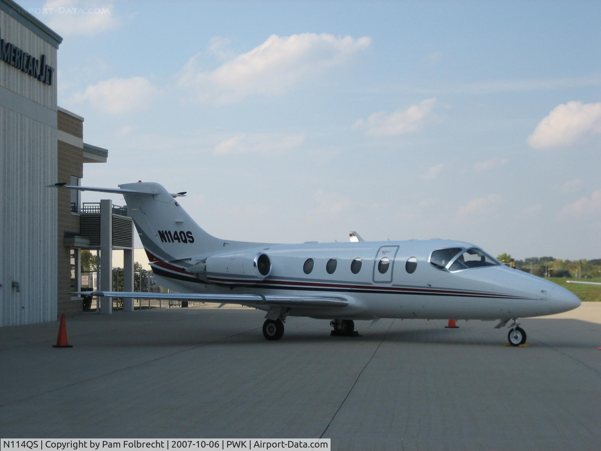 N114QS, 2007 Raytheon Beechjet 400A C/N RK-469, Parked @ FBO