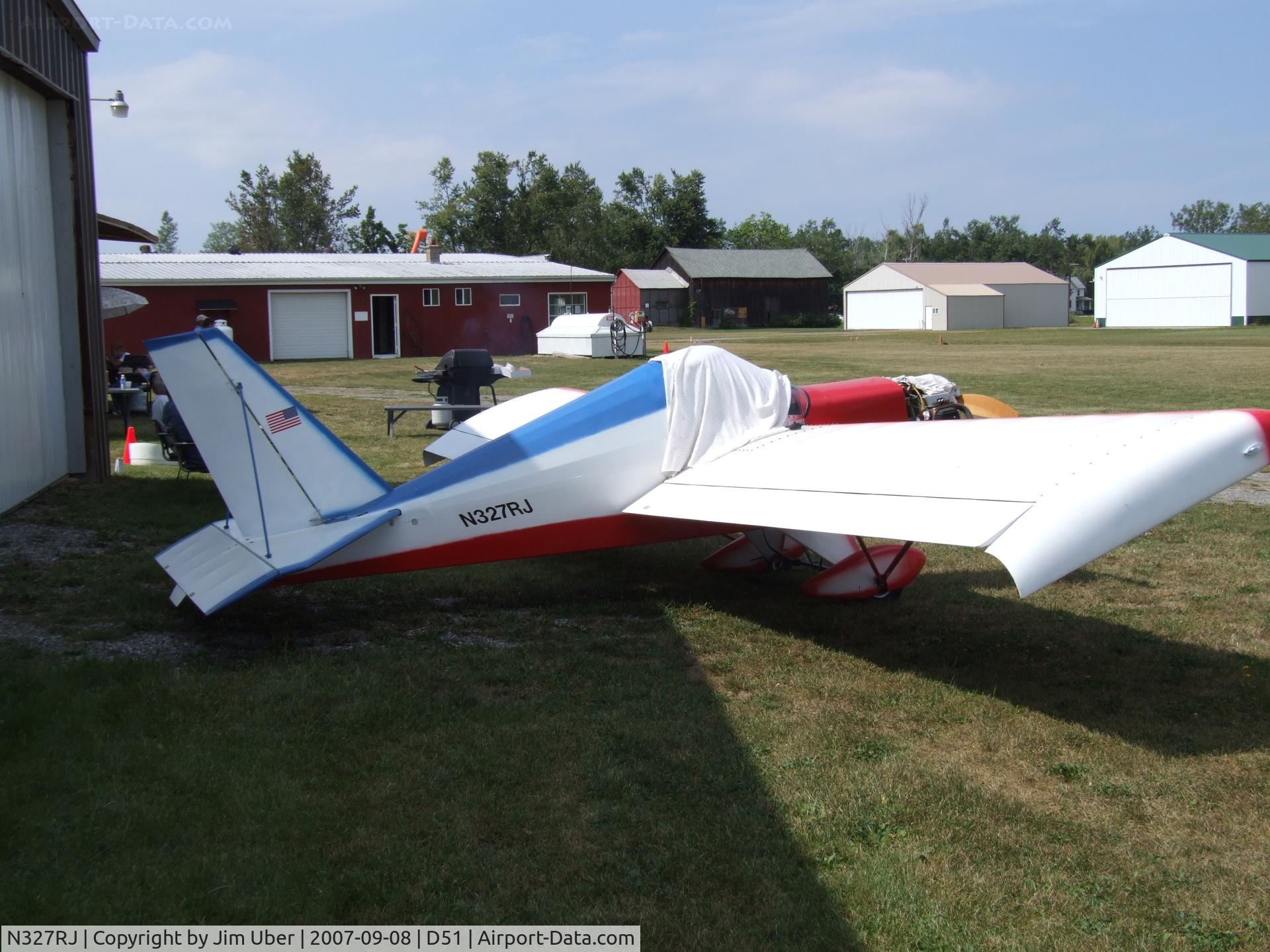 N327RJ, 2002 Team 1300 Z-MAX C/N 805, Seen at the CFC picnic