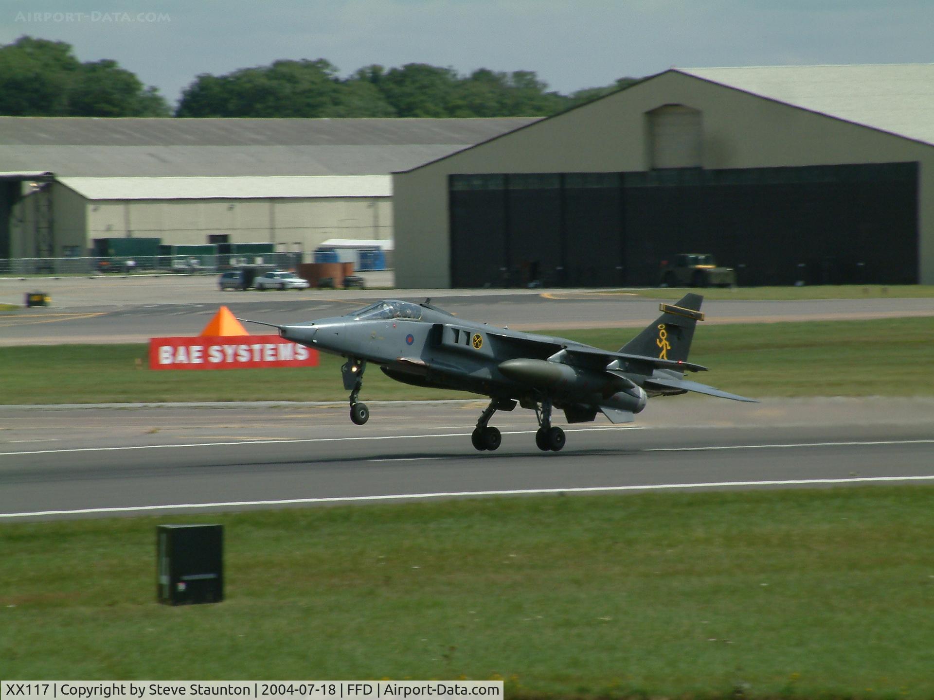 XX117, 1973 Sepecat Jaguar GR.3A C/N S.10, Royal International Air Tattoo 2004