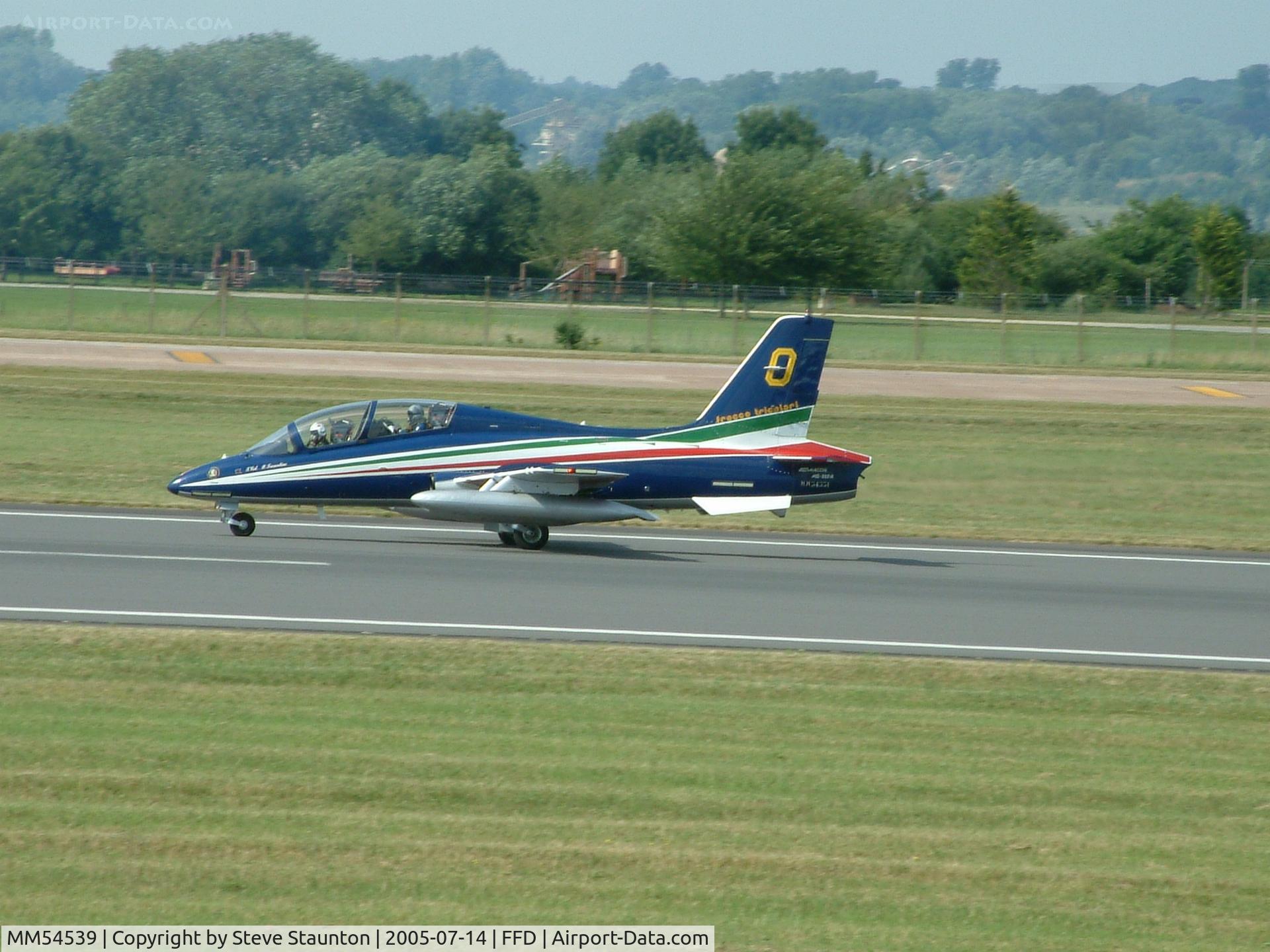 MM54539, Aermacchi MB-339PAN C/N 6760/155/AA071, Royal International Air Tattoo 2005
