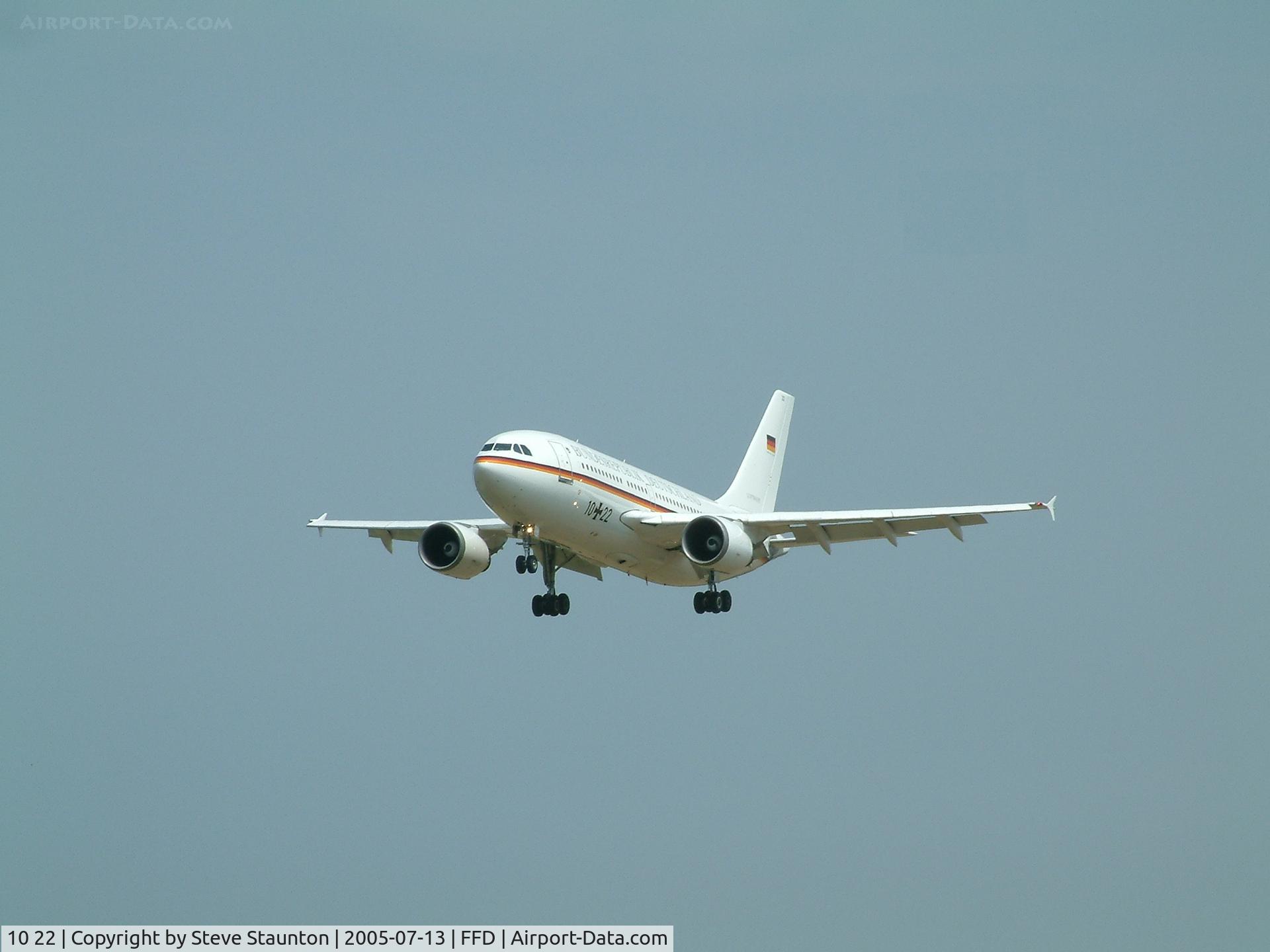 10 22, 1989 Airbus A310-304 C/N 499, Royal International Air Tattoo 2005