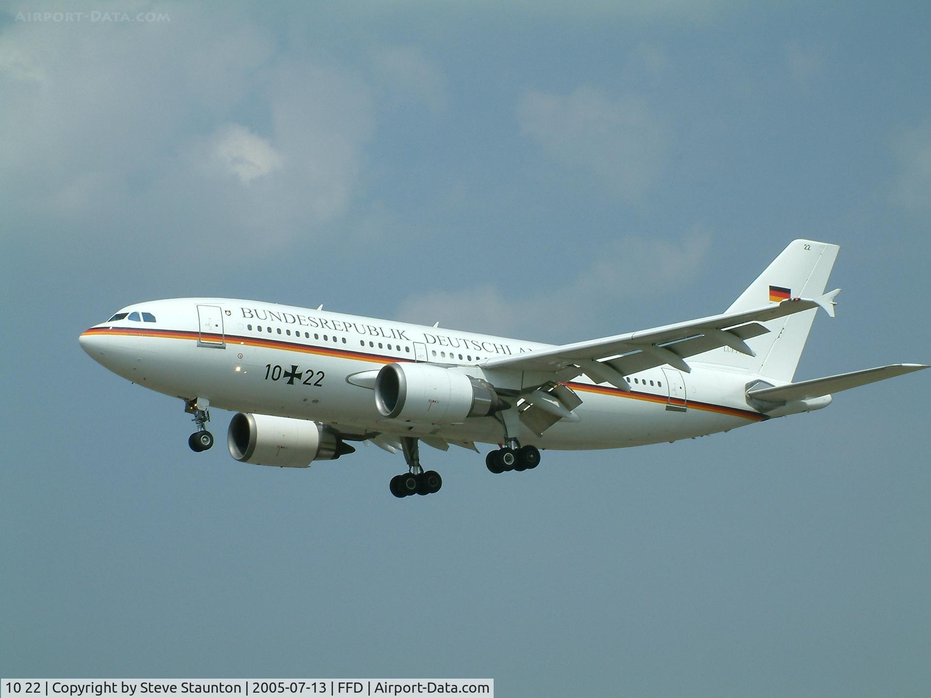 10 22, 1989 Airbus A310-304 C/N 499, Royal International Air Tattoo 2005