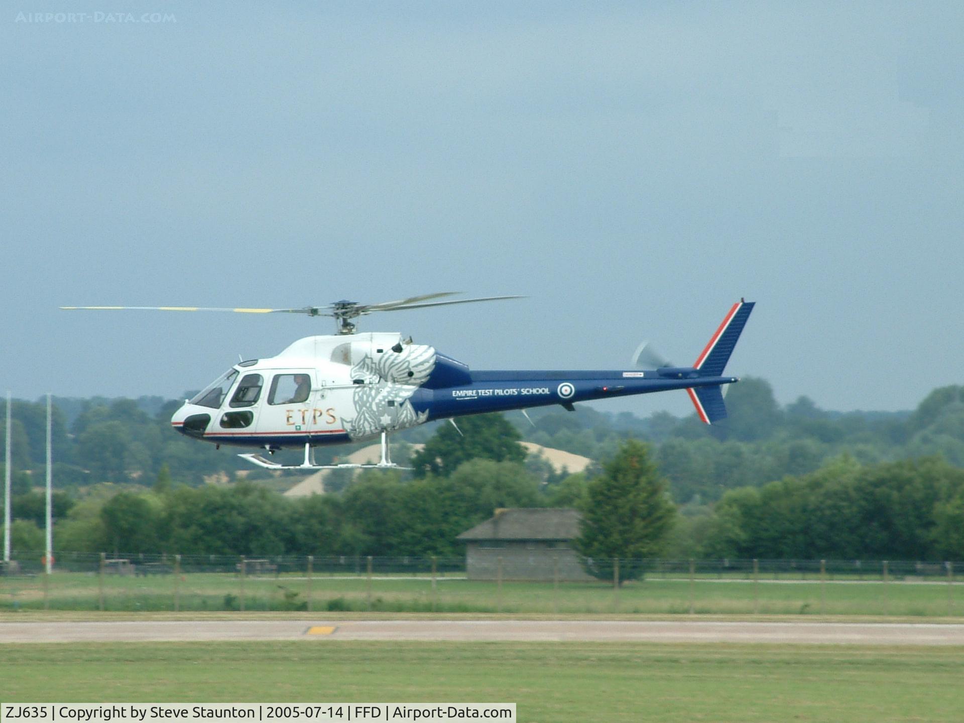 ZJ635, 1981 Aerospatiale AS-355F-1 Ecureuil 2 C/N 5115, Royal International Air Tattoo 2005