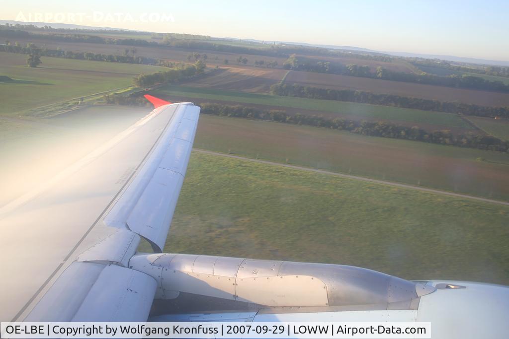 OE-LBE, 1998 Airbus A321-211 C/N 935, nice condensation on the wing during take off
