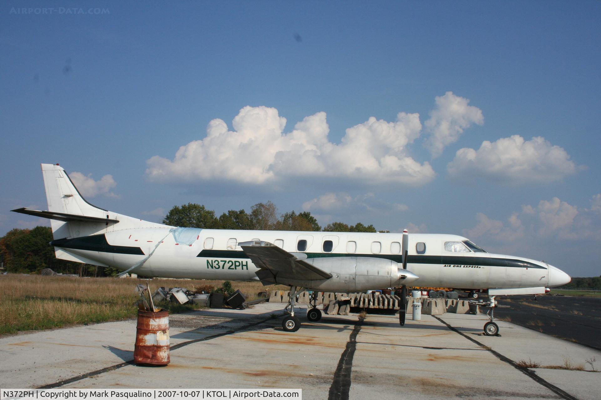 N372PH, 1982 Fairchild Swearingen SA-227AC Metro III C/N AC-532, SA227-AC