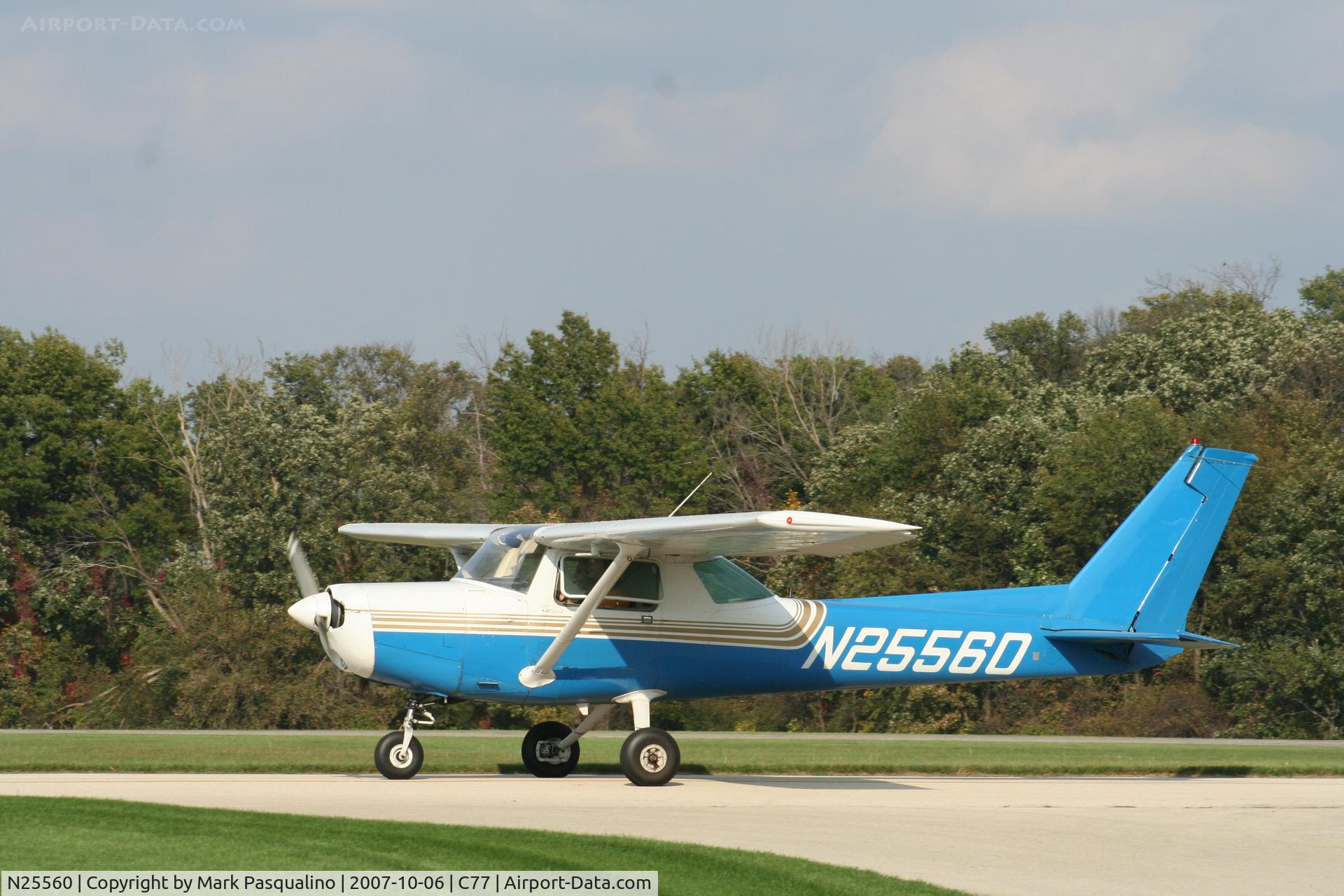 N25560, 1977 Cessna 152 C/N 15280730, Cessna 152